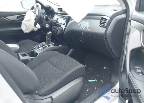 2017 Nissan Rogue Sport S z USA, uszkodzony, nr VIN JN1BJ1CR7HW137535